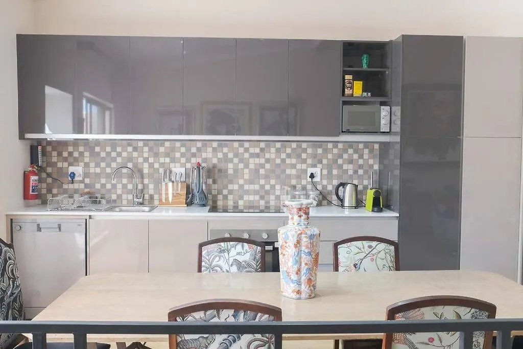 Bo Kaap Bliss - Modern Charm Villa Cape Town 0*,